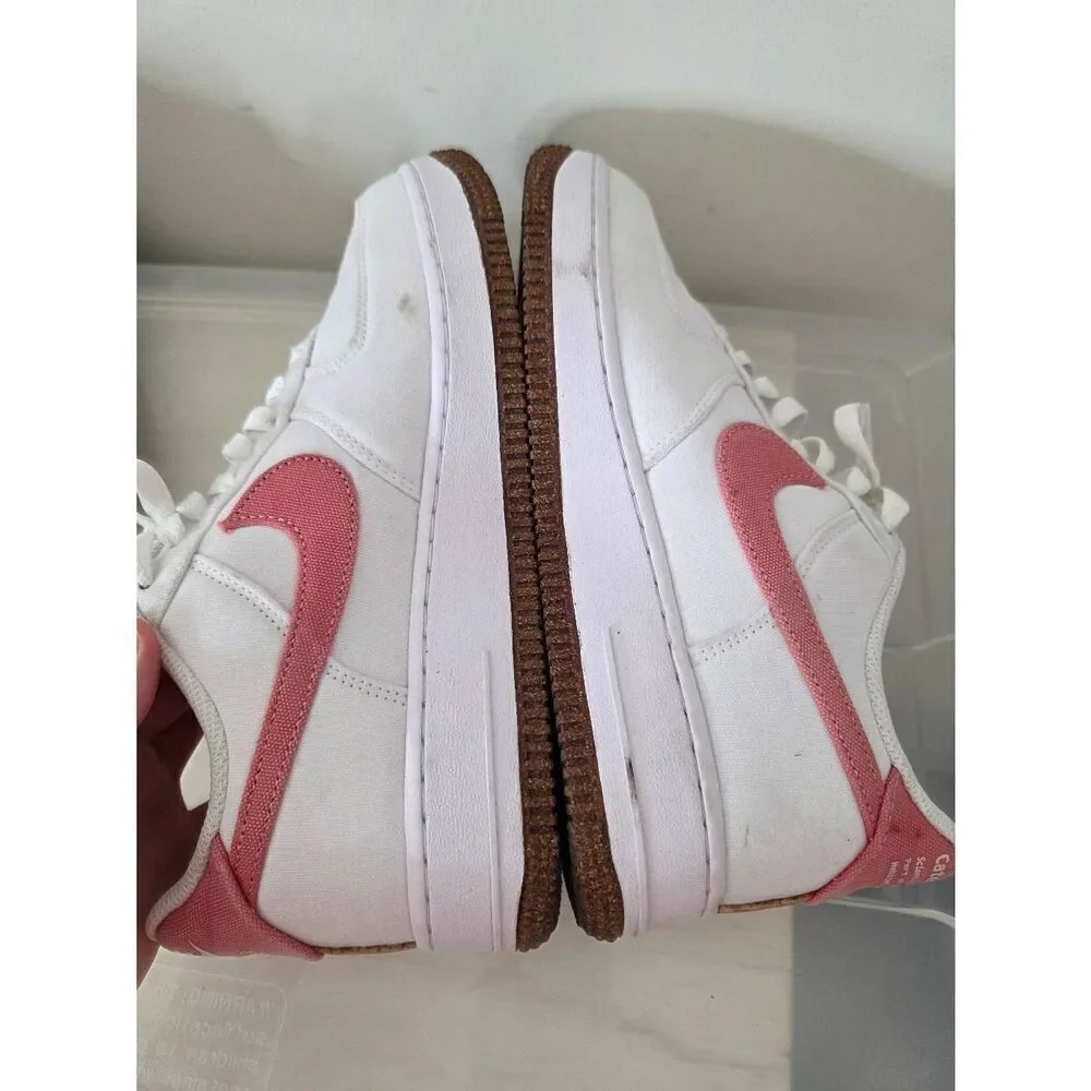 Womens Nike Air Force 1 '07 SE 